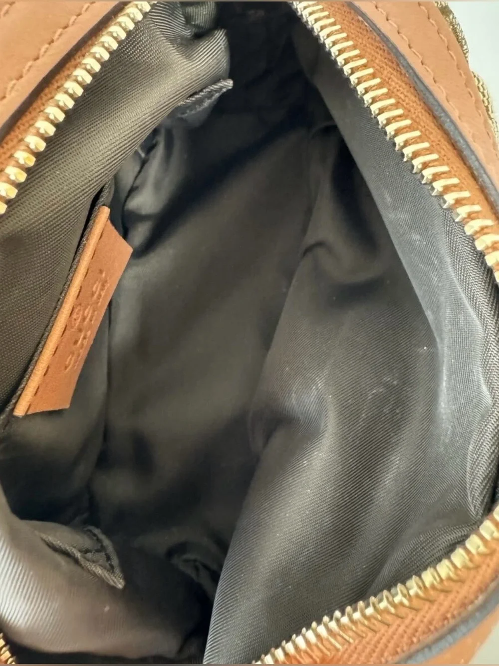Gucci Beige and Brown GG Canvas Cosmetic Case w/ Bamboo Zipper Pull, Authentic